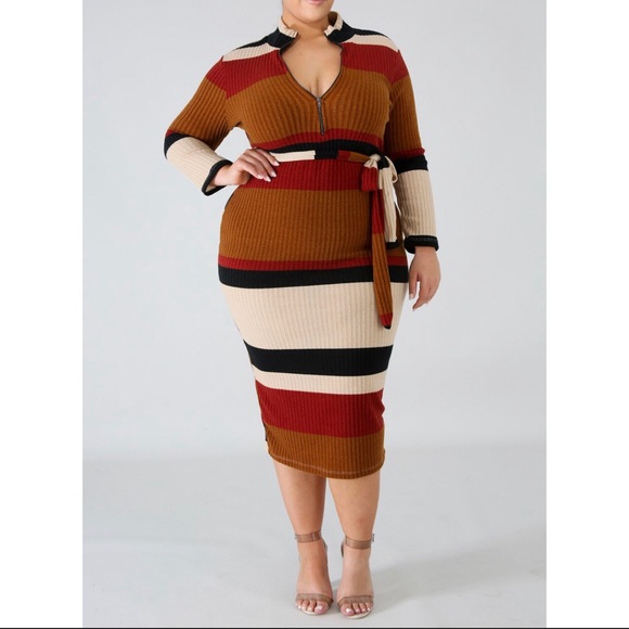 Dresses & Skirts - Multi Print Sweater Dress 😍